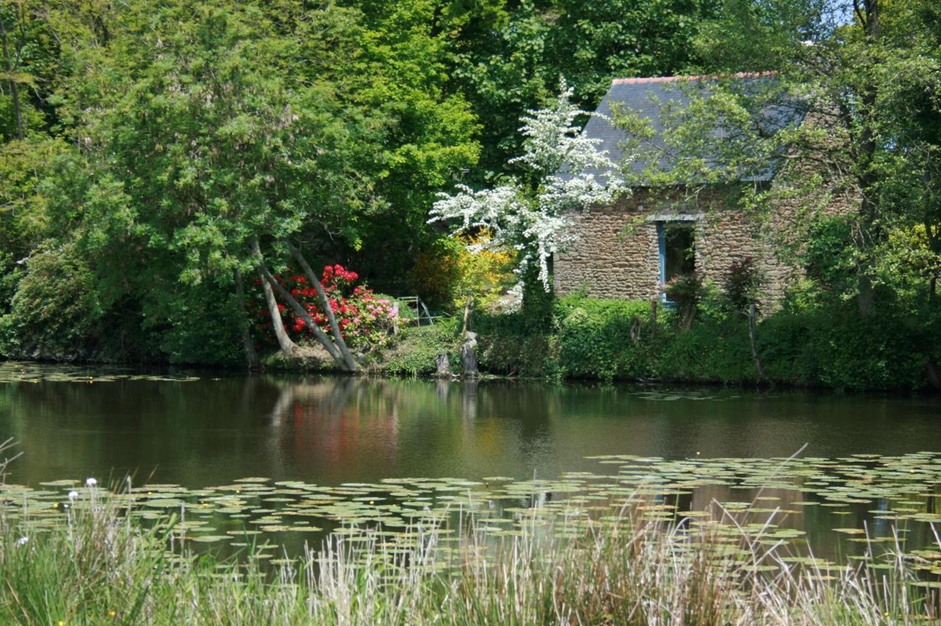 Saint-Pierre-de-Plesguen Au Pont Ricoul B&B 외부 사진