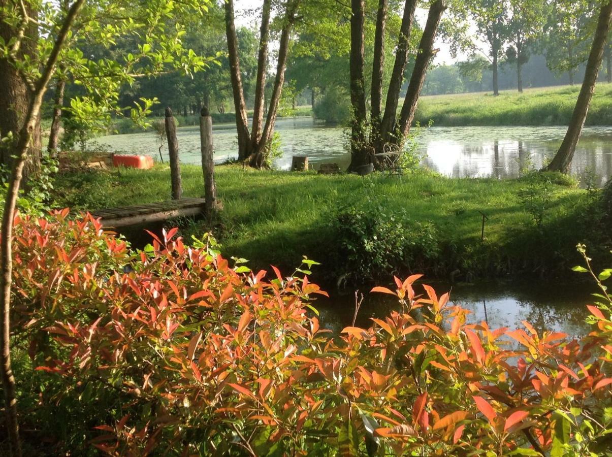 Saint-Pierre-de-Plesguen Au Pont Ricoul B&B 외부 사진