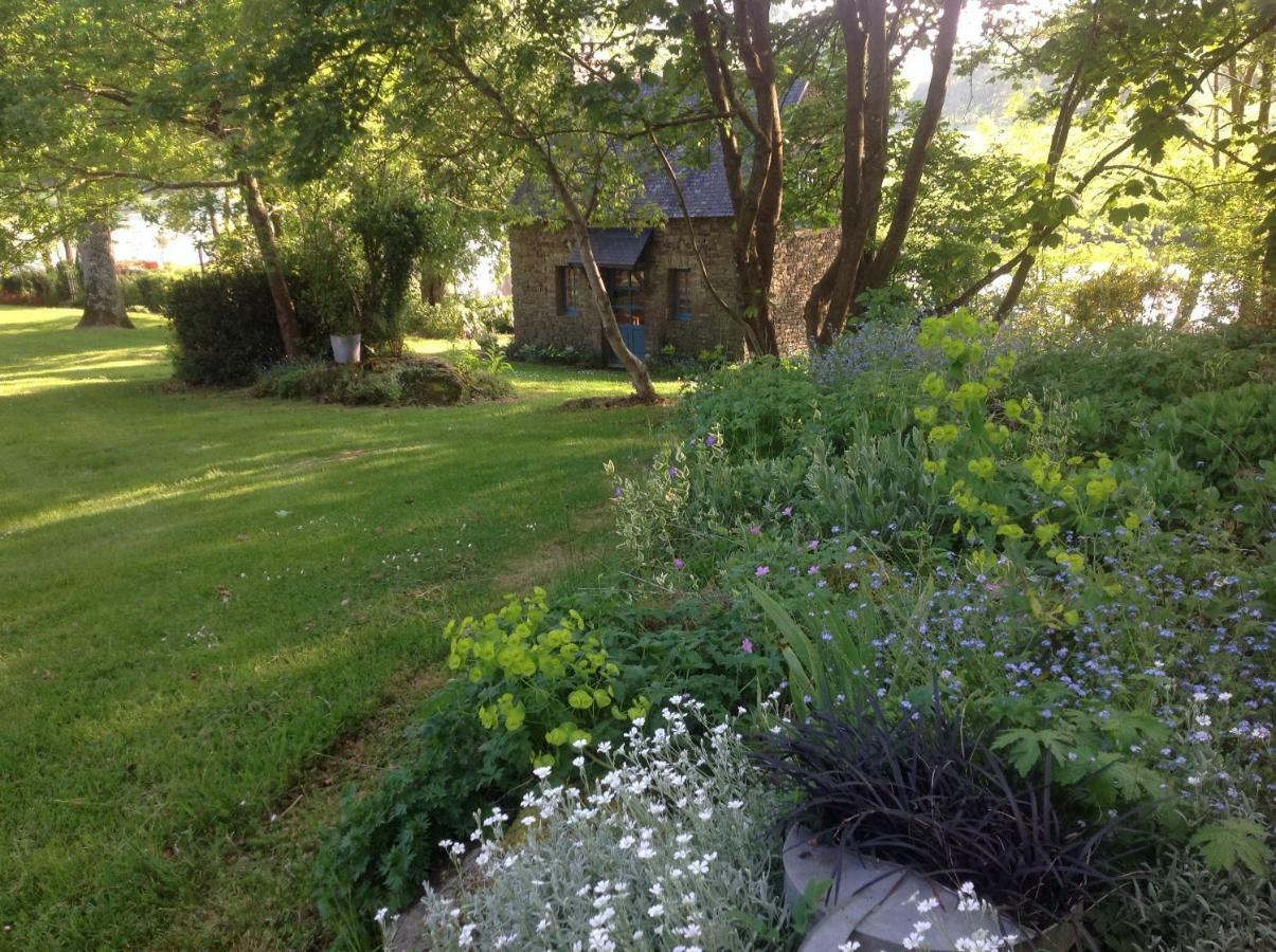 Saint-Pierre-de-Plesguen Au Pont Ricoul B&B 외부 사진